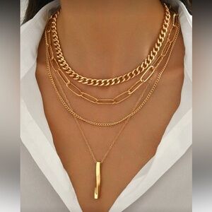 Elegant Gold Layered Necklace Set R81